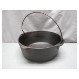 Unmarked Wagner Cast Iron Dutch Oven w/ Bail...