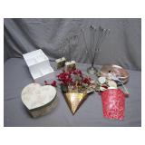 Set of Decorative Items