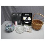 Collectibles With Decorative Miniatures