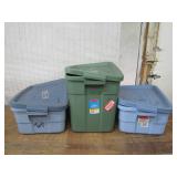 Rubbermaid Storage Containers
