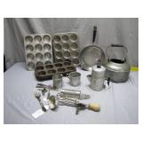 Aluminum Kitchenware Collection