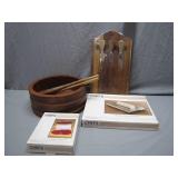 Wooden Salad Bowl & Chefs Kitchen Accessories