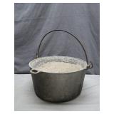 Cast Iron Cauldron With Swing Handle