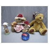 Teddy Bears and Figurines
