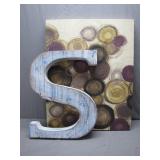Decorative Wooden 'S' and Abstract Canvas Duo