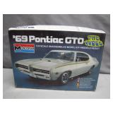1969 Pontiac GTO Model Kit by Monogram