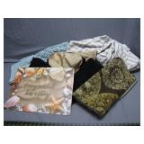 Rugs, Placemats, and Linens Set