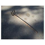 Classic Three-Tine Garden Cultivator