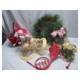 Festive Holiday Decor Set With Natural Charm