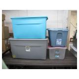 4 Plastic Storage Totes