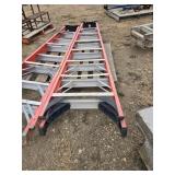 STEP LADDER
