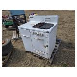 PROPANE STOVE, ELECTRIC OVEN