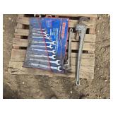 WESTWARD WRENCH SET, 2 LARGE PIPE WRENCHES
