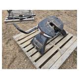 REESE FIFTH WHEEL HITCH, OFF FORD