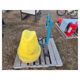 PLASTIC PIPE CONES, ENGINE STAND