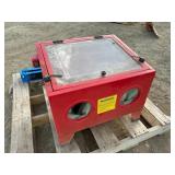 SAND BLASTING CABINET