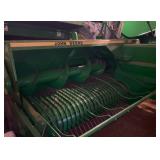 JOHN DEERE 338T SQUARE BALER