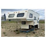 SLUMBER QUEEN TRUCK CAMPER