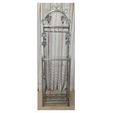Metal Wine Rack w/ Vine Design