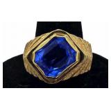 Man's 14K Sapphire Ring
