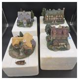 2 Seaside Village & 2 Lamplight Village Houses
