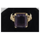 10K Gold Ring w/ Large Amethyst Stone