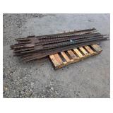 Pallet- Assorted 8' Steel T Posts