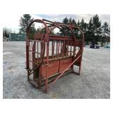 Teco Portable Livestock Squeeze Chute