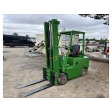 Clark C500 5600lb Forklift