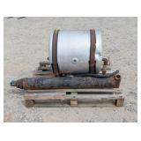 Dump Truck Hydraulic Cylinder w/ 35 Gal Tank