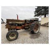 International 784 Tractor