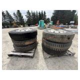11R24.5 Wheels & Tires