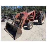 International Hydro 84 Tractor w/ Loader