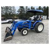 New Holland TC30 Tractor w/ Loader