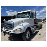 2003 Freightliner Colombia Semi Non Operational
