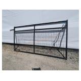~4'x8' Mesh Farm Gate