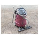 Shop Vac w/ Floor Attachment