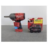 Milwaukee Fuel 1/2' Impact Wrench w/ Battery