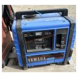 Yamaha EF1000 Generator