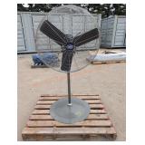 Global Industrial 30' Pedestal Fan