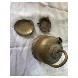Lot of brass items