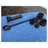 Rigid pipe threaders