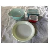 Glass Pyrex dishes