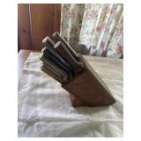 Knife block with knives
