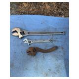 Adjustable wrenches