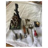 Lot of vintage items