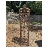 Metal wine rack