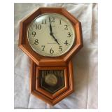 Regulator Clock battery operated