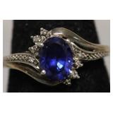 STERLING SILVER BLUE STONE RING  SIZE 6.5