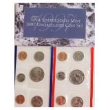 1997 MINT SET P D MINTS